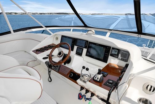 Silverton Ovation 52 image