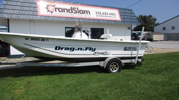 Carolina Skiff 218 DLV 