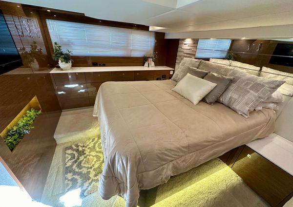 Cruisers Yachts 50 Cantius image