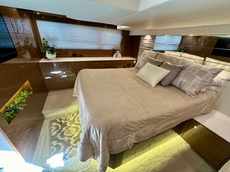 Cruisers Yachts 50 Cantius image