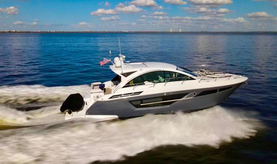 Cruisers Yachts 50 Cantius image