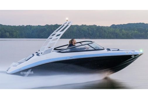 Yamaha Boats 195S image