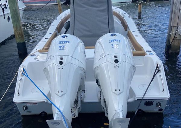 Sea Hunt 30 Gamefish w/ SeaKeeper image