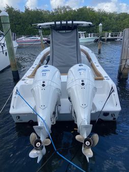 Sea Hunt 30 Gamefish w/ SeaKeeper image