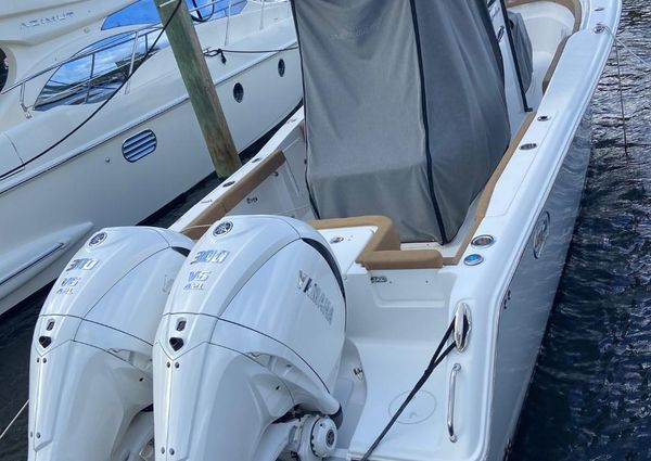 Sea Hunt 30 Gamefish w/ SeaKeeper image