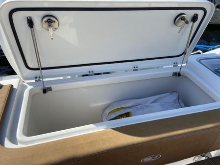 Sea Hunt 30 Gamefish w/ SeaKeeper image