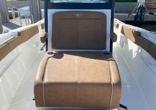 Sea Hunt 30 Gamefish w/ SeaKeeper image