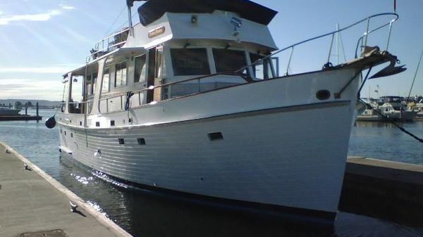 Grand Banks Flush Deck