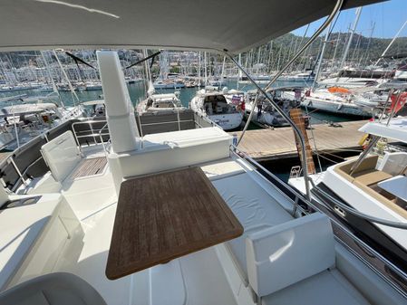 Beneteau Swift Trawler 41 Fly image