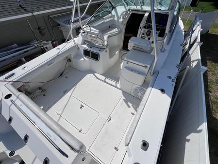 Boston Whaler 28 Conquest image