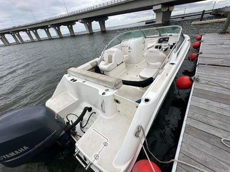 Robalo R227-DUAL-CONSOLE image