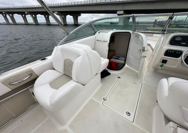 Robalo R227-DUAL-CONSOLE image