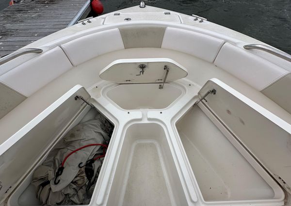 Robalo R227-DUAL-CONSOLE image