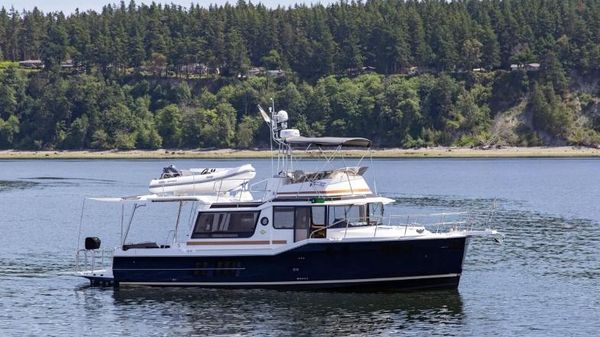 Ranger Tugs R-43 CB