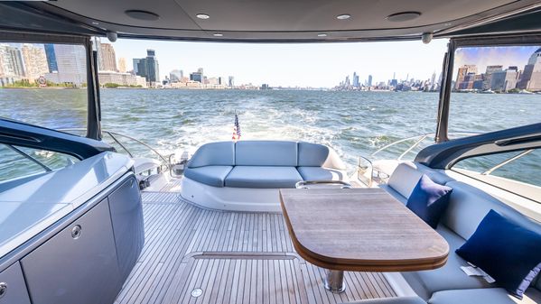 Princess Yachts V55 image