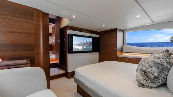 Princess Yachts V55 image