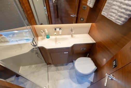 Princess Yachts V55 image