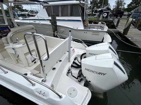 Boston Whaler 27 DAUNTLESS image