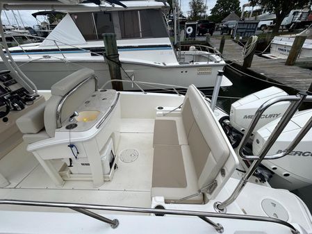 Boston Whaler 27 DAUNTLESS image