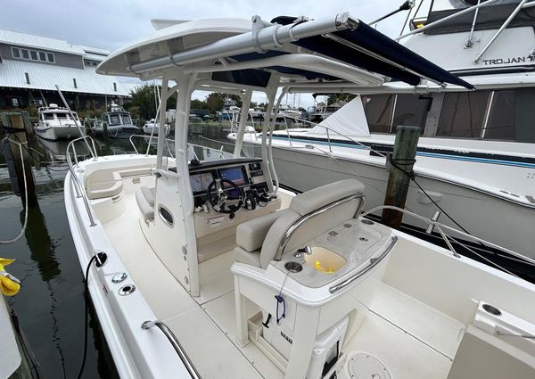 Boston Whaler 27 DAUNTLESS image