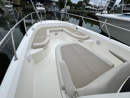 Boston Whaler 27 DAUNTLESS image