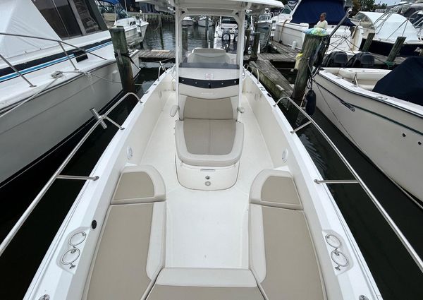 Boston Whaler 27 DAUNTLESS image