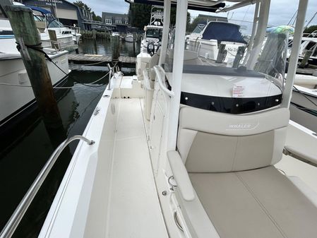 Boston Whaler 27 DAUNTLESS image