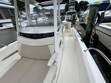 Boston Whaler 27 DAUNTLESS image