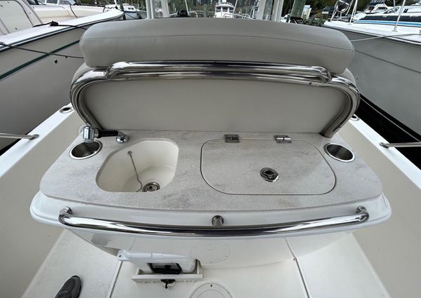 Boston Whaler 27 DAUNTLESS image