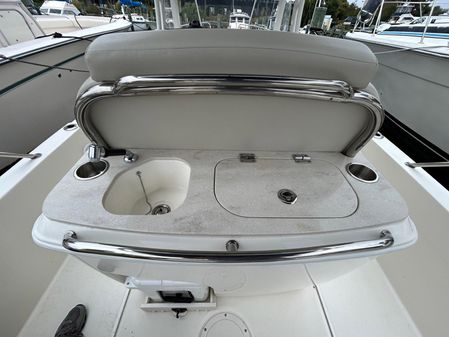 Boston Whaler 27 DAUNTLESS image