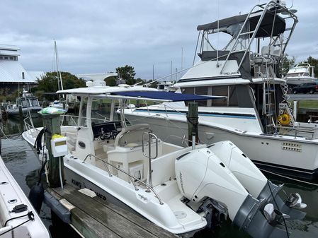 Boston Whaler 27 DAUNTLESS image