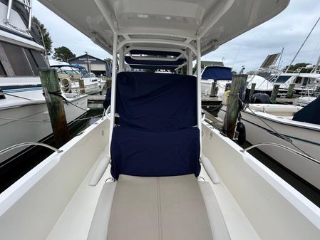 Boston Whaler 27 DAUNTLESS image