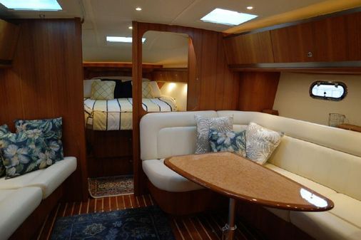 Tiara Yachts 3600 Sovran image