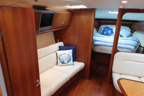 Tiara Yachts 3600 Sovran image