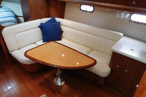 Tiara Yachts 3600 Sovran image