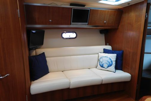 Tiara Yachts 3600 Sovran image