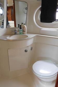 Tiara Yachts 3600 Sovran image