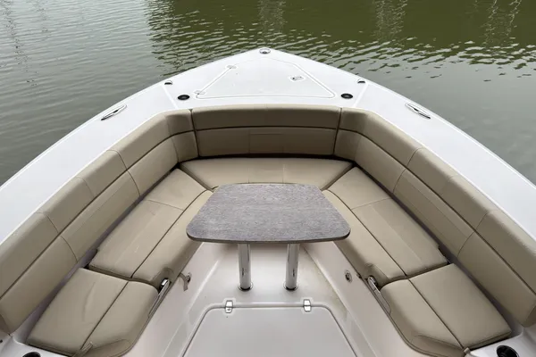 Pursuit S 408 Sport image