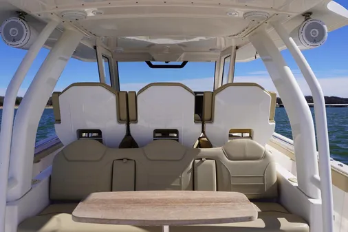 Pursuit S 408 Sport image