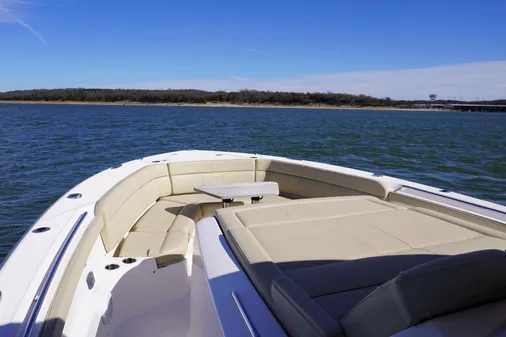 Pursuit S 408 Sport image