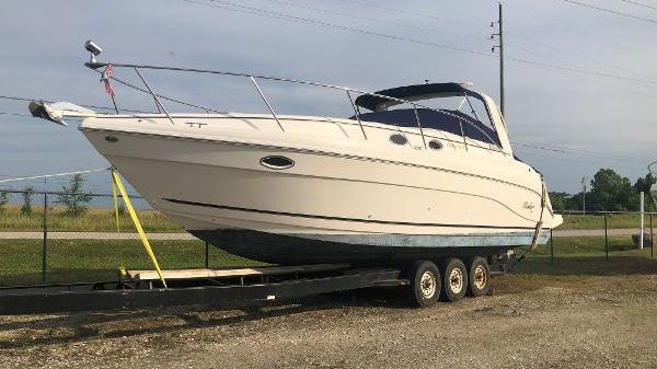 Rinker 342 Fiesta Vee 