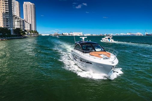 Cruisers Yachts 50 Cantius image