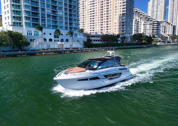 Cruisers Yachts 50 Cantius image