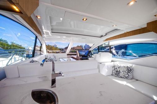 Cruisers Yachts 50 Cantius image