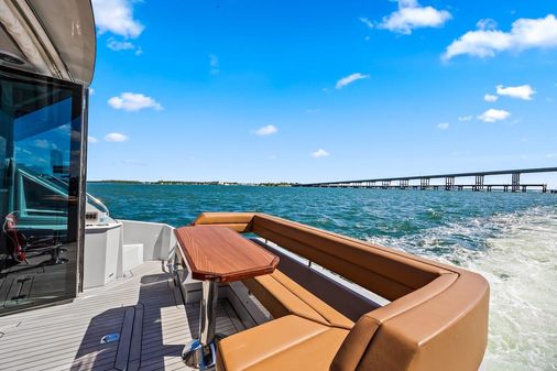 Cruisers Yachts 50 Cantius image