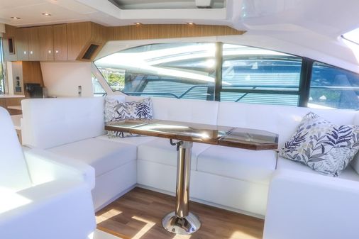 Cruisers Yachts 50 Cantius image