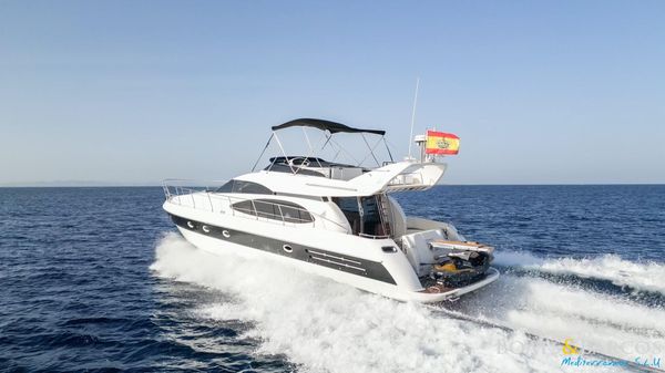 Azimut 58 image