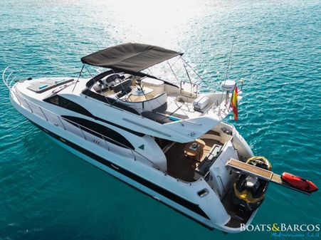 Azimut 58 image