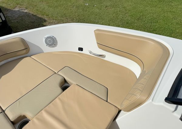 Bayliner VR6-BOWRIDER-OB image