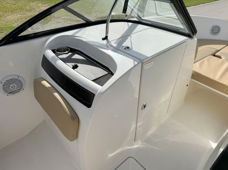 Bayliner VR6-BOWRIDER-OB image